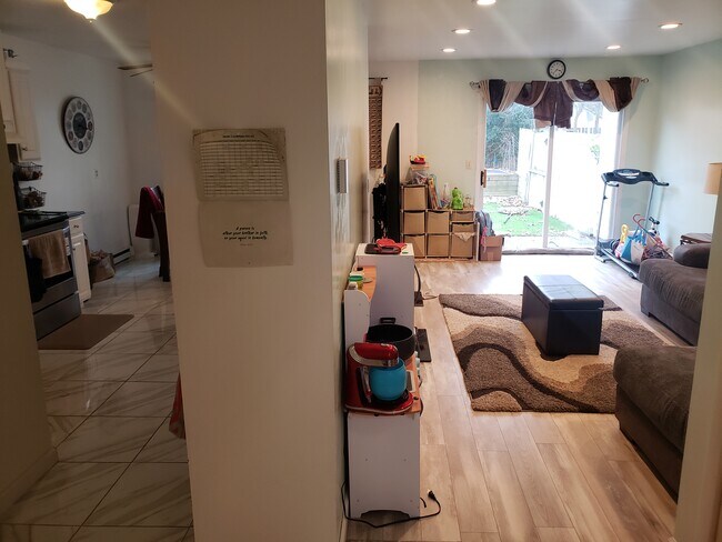 Foto del edificio - 128 Tallow Wood Dr