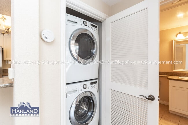 Foto del edificio - 4155 Executive Dr