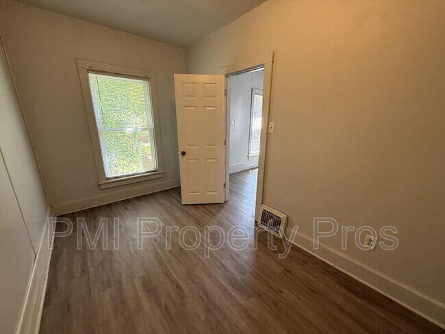 Building Photo - 2439 Dr. William Finlayson St