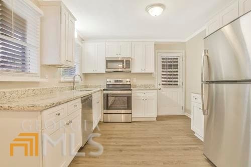 Building Photo - 1433 Dewberry Trail