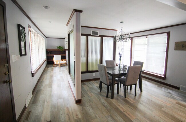 Hall to livgroom - 111 W Delaware Ave