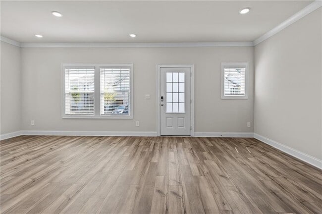 Foto del edificio - 3614 Shore Wood Ave