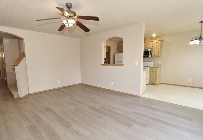 Building Photo - 41 S Sugar Loop Ln