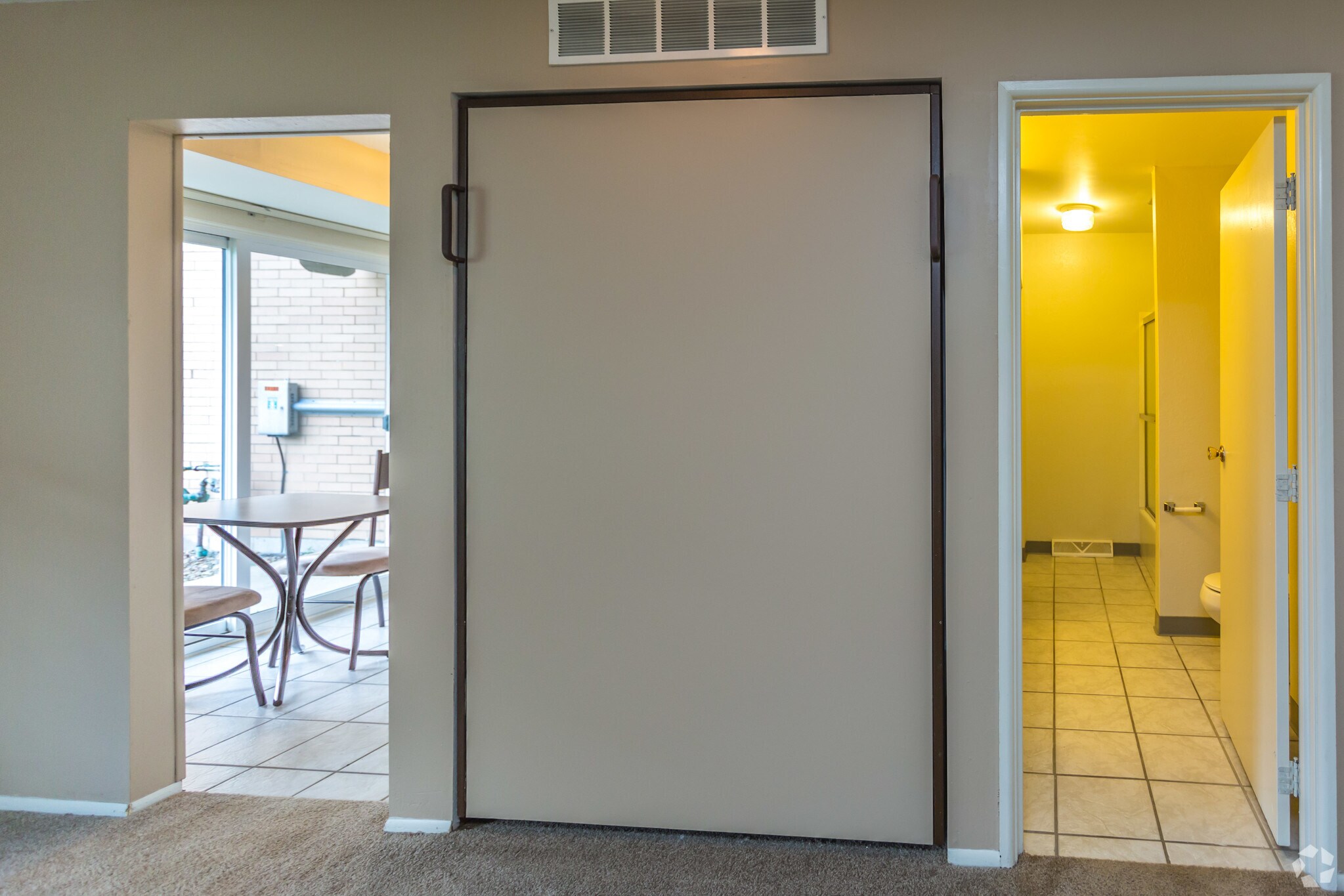 Central Park West Apartments & Townhomes – photo 3