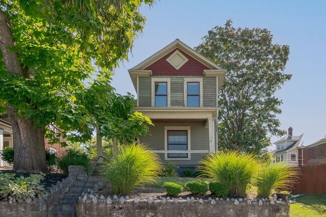 Building Photo - Available Now: One Month Free Rent!