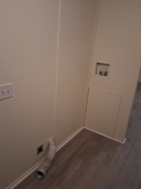 Building Photo - 300 W Rabbit Cove Rd