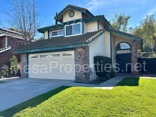 Foto del edificio - 15572 Ficus St