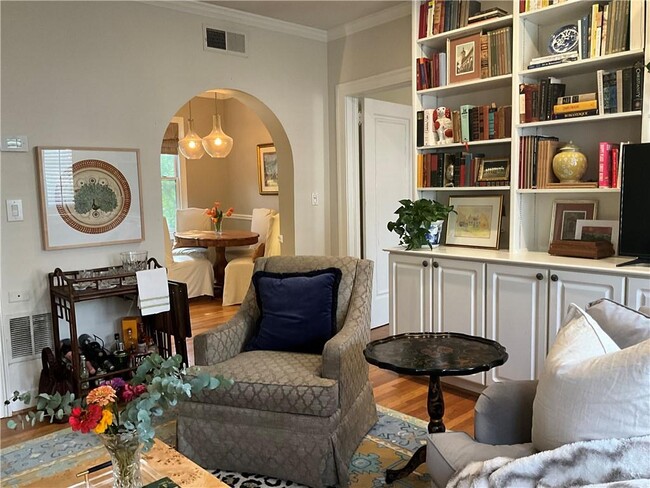 Foto del edificio - 2222 Peachtree Rd NW