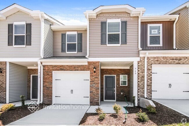 Building Photo - 940 Greenville Wy