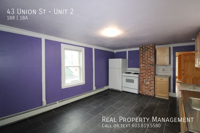 Building Photo - Vibrant 1 Bedroom Close to Downtown Portsm...