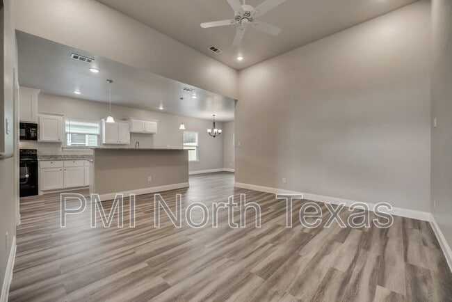 Foto del edificio - 1518 Walworth St