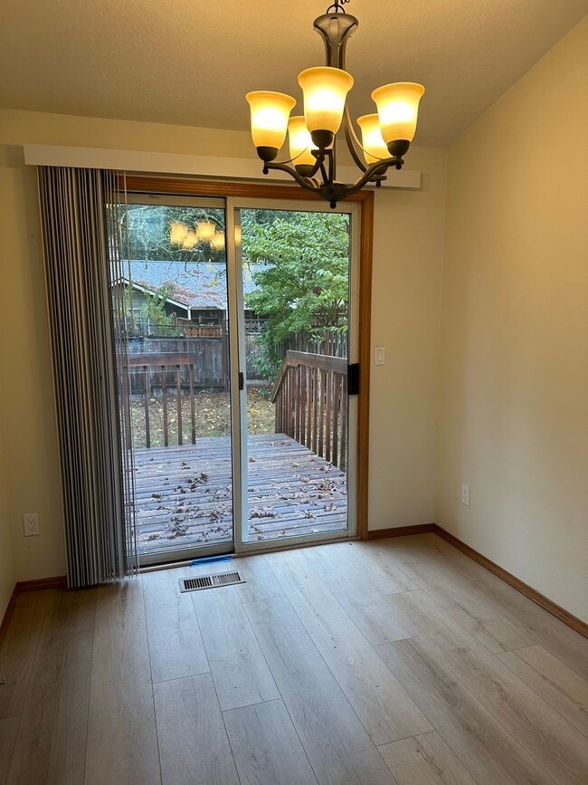 Building Photo - 1413 SW 178th Ave