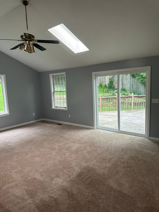 Foto del edificio - 1011 Hudson St