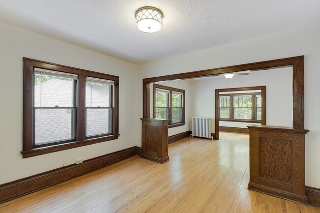 Building Photo - 3350 Colfax Ave S