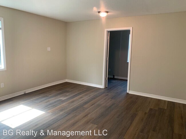 Foto del edificio - 3 br, 1 bath House - 2013 7th Ave