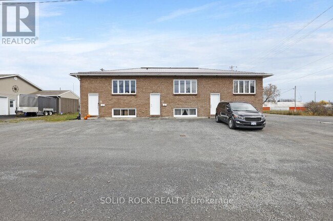 Photo du bâtiment - 17 Industrial Dr