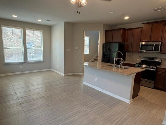 Foto del edificio - 7220 Wyoming Springs Dr