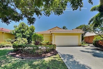Building Photo - 3970 Sea Grape Cir