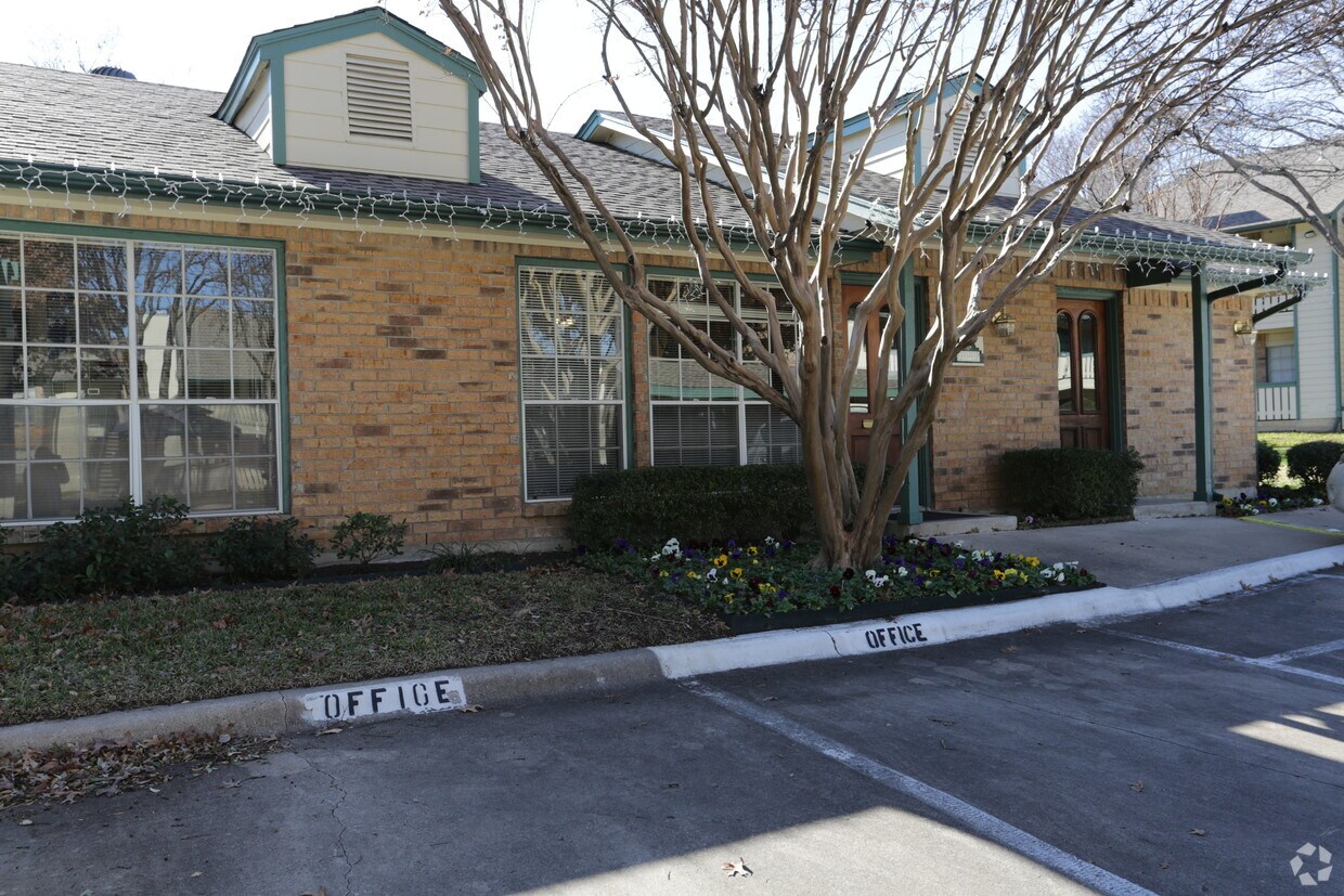 Foto principal - Aspen Court Apartments