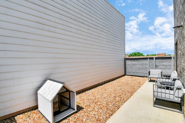 Foto del edificio - 23823 Cumberland Ridge Dr