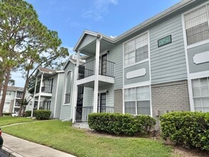 Building Photo - 2550 N Alafaya Trail