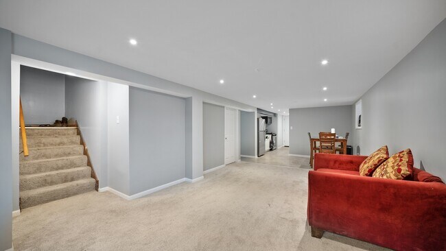 Foto del edificio - 7441 S Rockwell St
