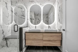 Building Photo - 7101 River Rd