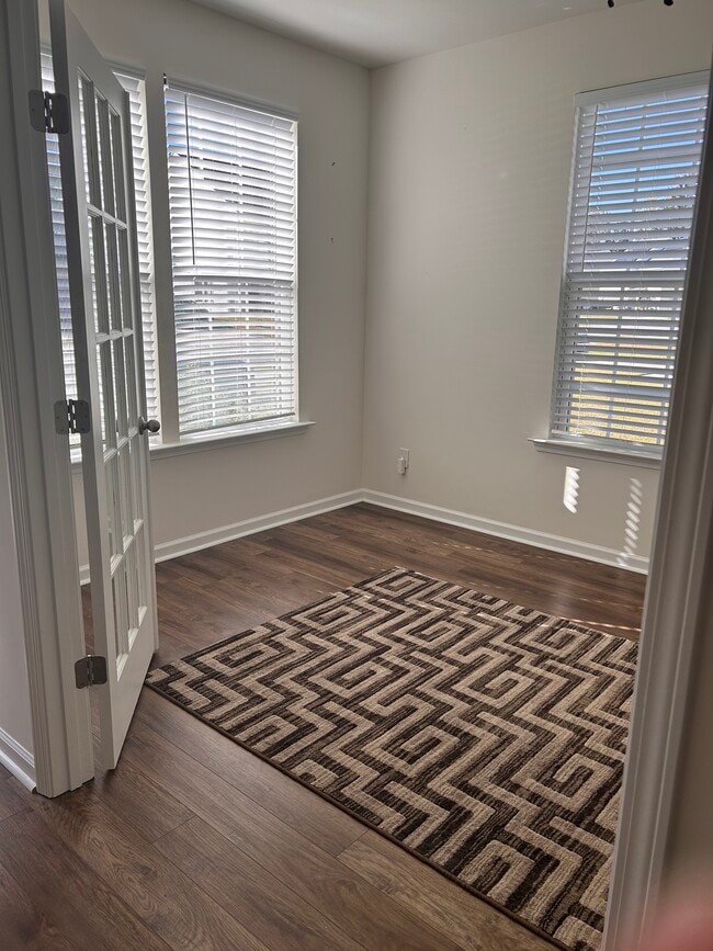 Foto del edificio - 1728 Refuge Dr