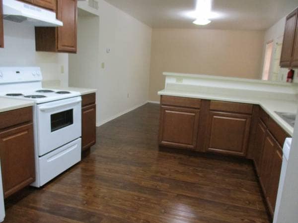 Building Photo - 4301 Lew Wallace Dr