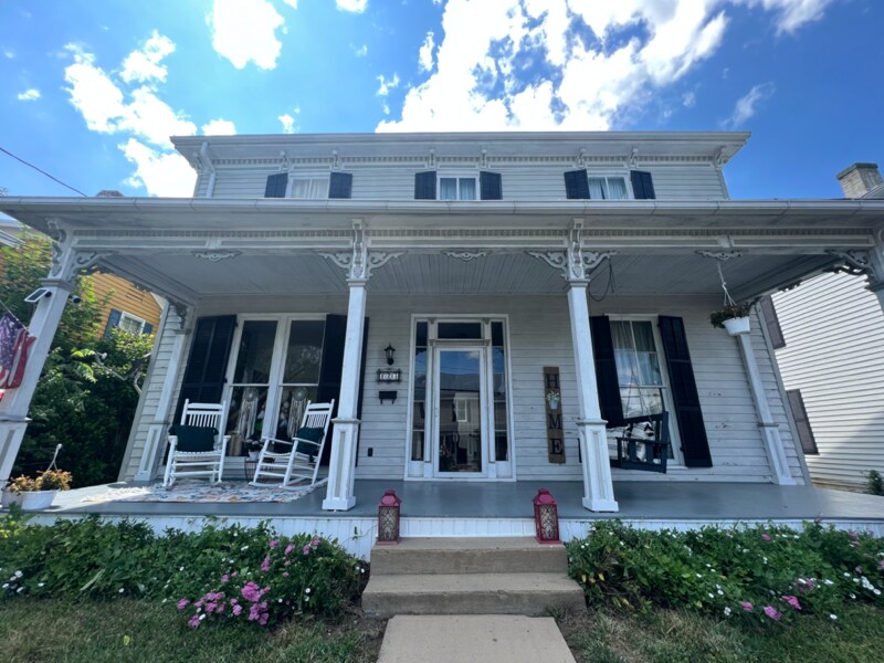 Primary Photo - 123 N Church St