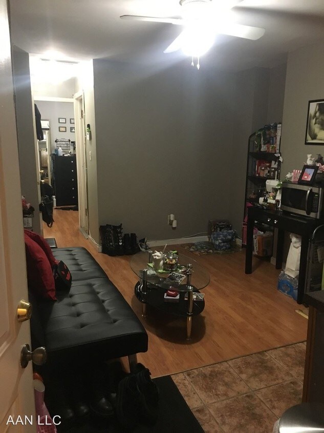 Primary Photo - 1 br, 1 bath Apartment - 1121 Mount Vernon st
