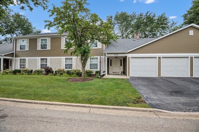 Foto del edificio - 737 Candleridge Ct