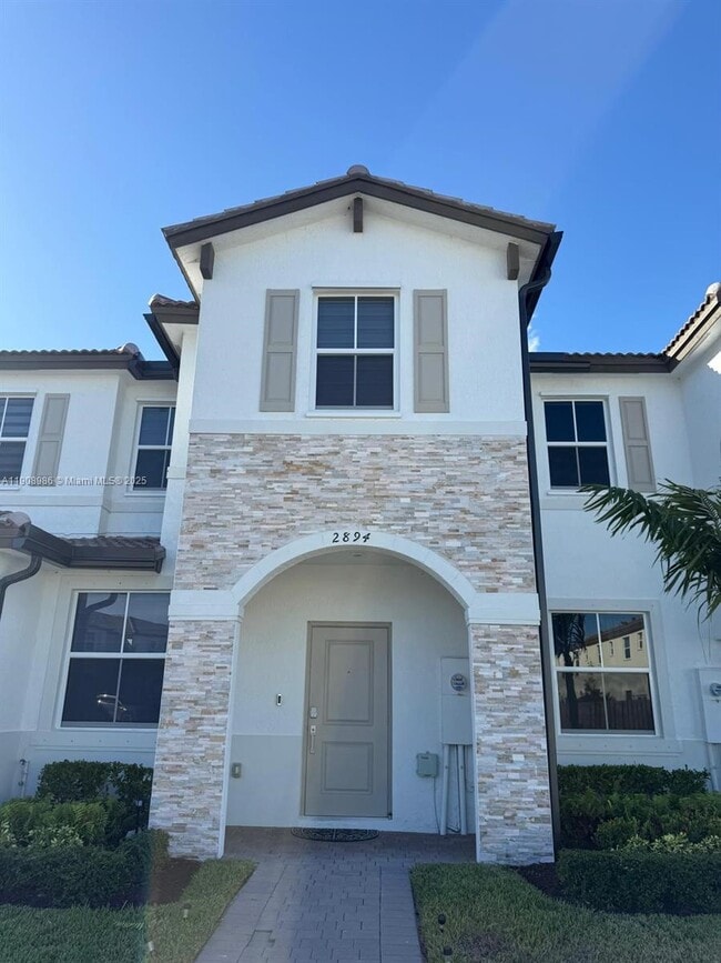 Building Photo - 2894 SE 26th Ter