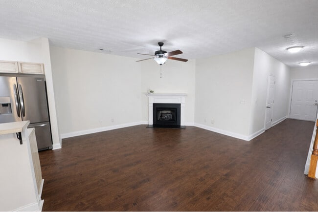 Foto del edificio - 4865 Beacon Ridge Ln