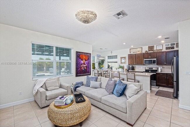 Foto del edificio - 8175 NW Greenbank Cir