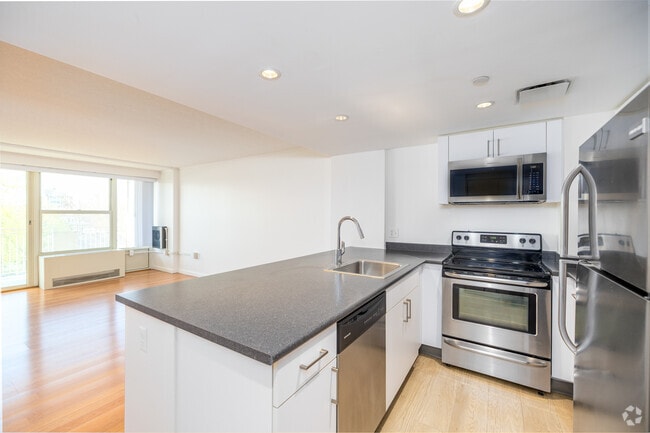 2BR, 2BA - 750SF -Kitchen & Living Room - Harvard Towers