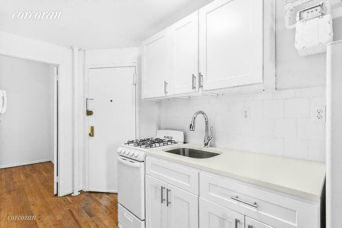 148 Sullivan St Unit 1R, New York, NY 10012 Apartment for Rent in New