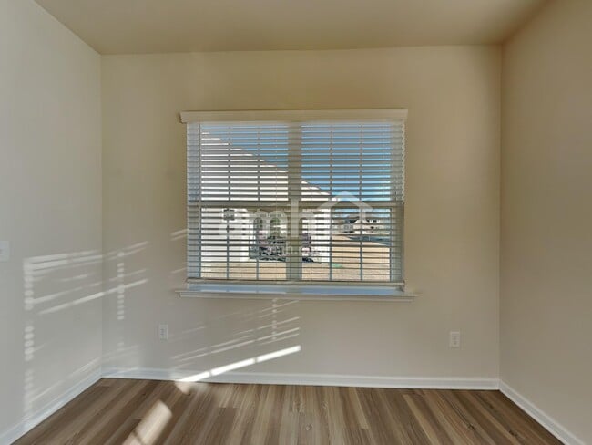 Foto del edificio - 14317 Cato Dr