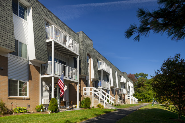 Building Photo - East Shore Apartment Homes