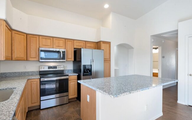 Building Photo - Oro Valley Home w Fabulous Mountain Views