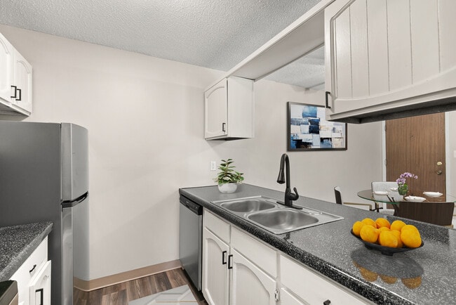 Foto del edificio - Bridlewood Apartments