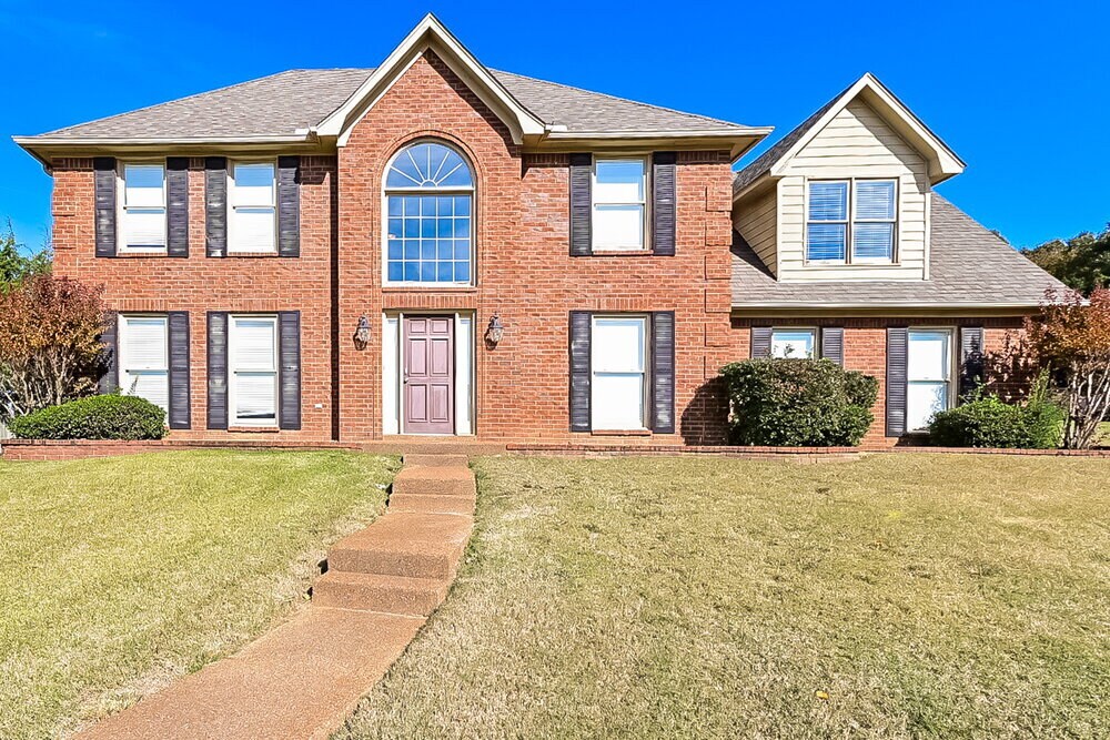 Foto principal - 10338 Ivy Laurel Cove