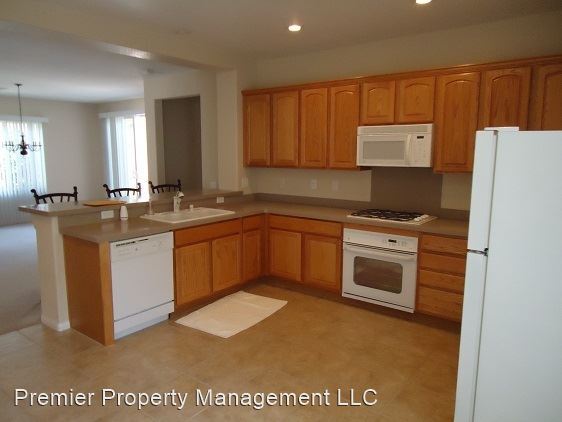 Foto del edificio - 3 br, 2 bath House - 4450 Prada Place