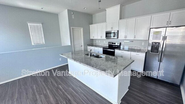 Foto del edificio - 14870 W Encanto Blvd