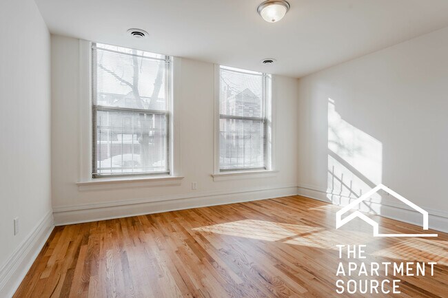 Foto del edificio - 1613 N Leavitt St