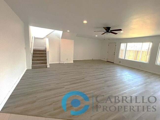 Building Photo - 1115 Flamingo Avenue