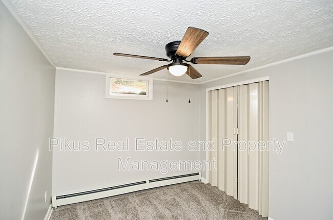 Foto del edificio - 12544 Osborne Ave NE