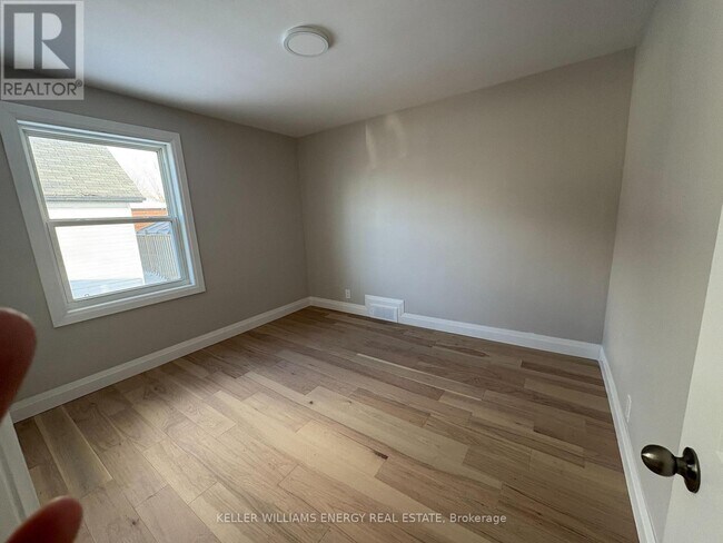 Photo du bâtiment - 430 Eulalie Ave