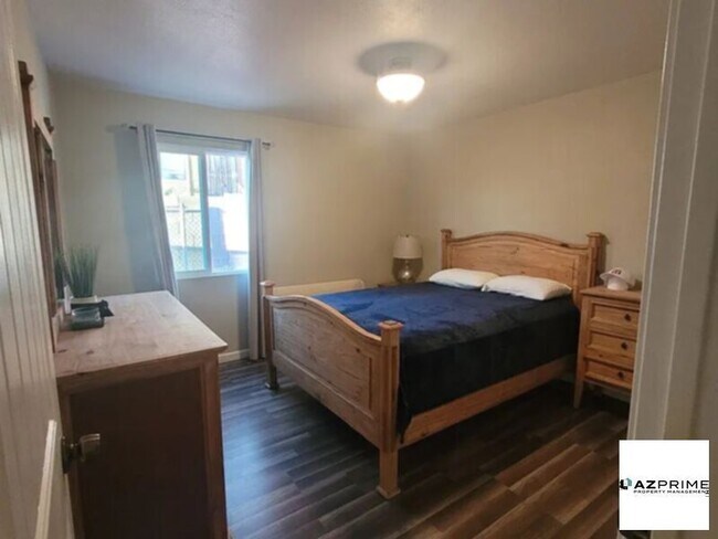 Building Photo - Spacious home for rent