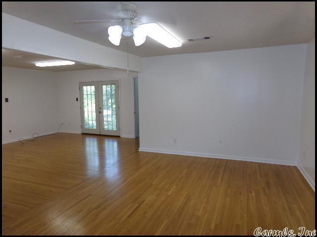 Foto del edificio - 11423 Birchwood Dr